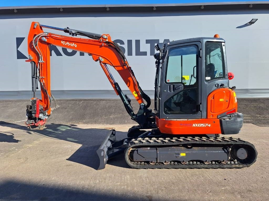 Kubota KX057-4 PYÖRITTÄJÄLLÄ, 1-OMISTAJA - Μίνι εκσκαφέας: φωτογραφία 1 Kubota KX057-4 PYÖRITTÄJÄLLÄ, 1-OMISTAJA - Μίνι εκσκαφέας: φωτογραφία 1
