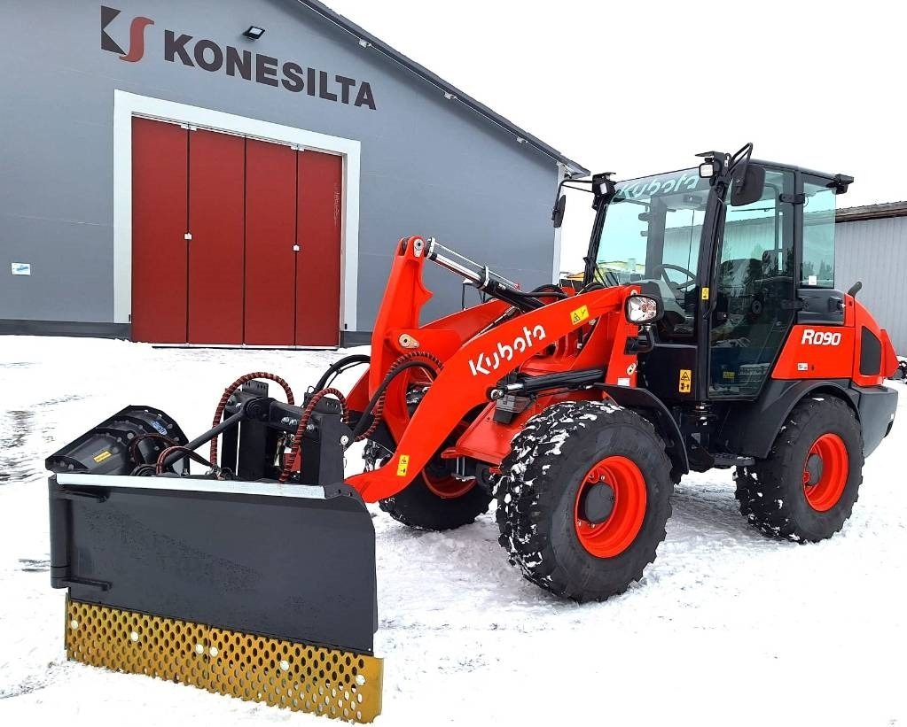 Kubota R090 TALVIPAKETILLA  - Ελαστιχοφόρος φορτωτής: φωτογραφία 1 Kubota R090 TALVIPAKETILLA  - Ελαστιχοφόρος φορτωτής: φωτογραφία 1