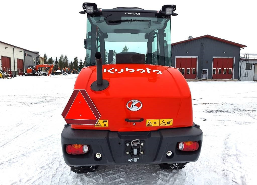 Kubota R090 TALVIPAKETILLA - Ελαστιχοφόρος φορτωτής: φωτογραφία 4 Kubota R090 TALVIPAKETILLA - Ελαστιχοφόρος φορτωτής: φωτογραφία 4