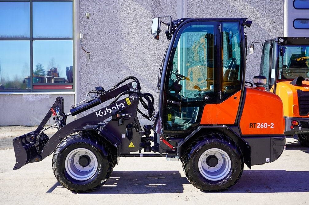 Kubota RT260-2 DELUXE - Ελαστιχοφόρος φορτωτής: φωτογραφία 1 Kubota RT260-2 DELUXE - Ελαστιχοφόρος φορτωτής: φωτογραφία 1