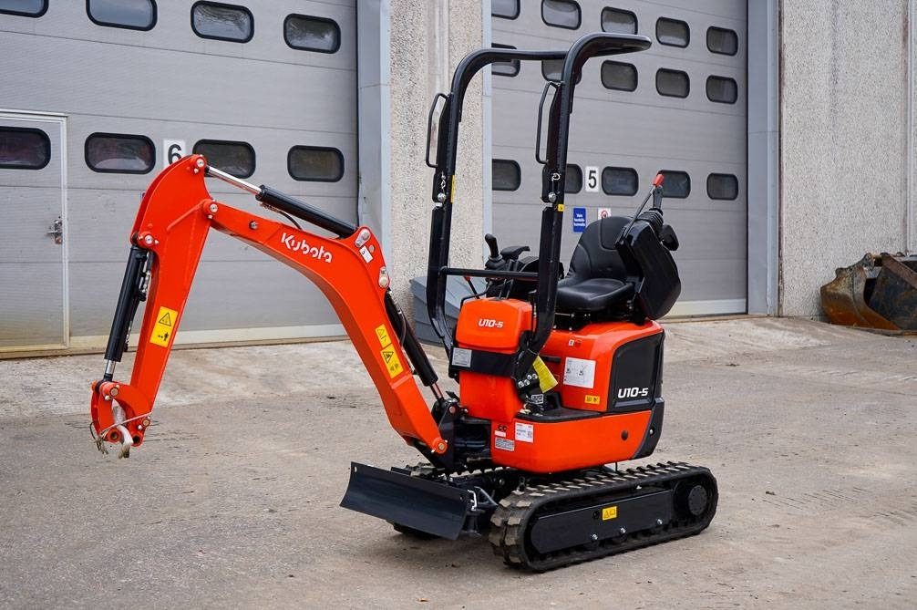Kubota U10-5 UUTUUSMALLI - Μίνι εκσκαφέας: φωτογραφία 2 Kubota U10-5 UUTUUSMALLI - Μίνι εκσκαφέας: φωτογραφία 2