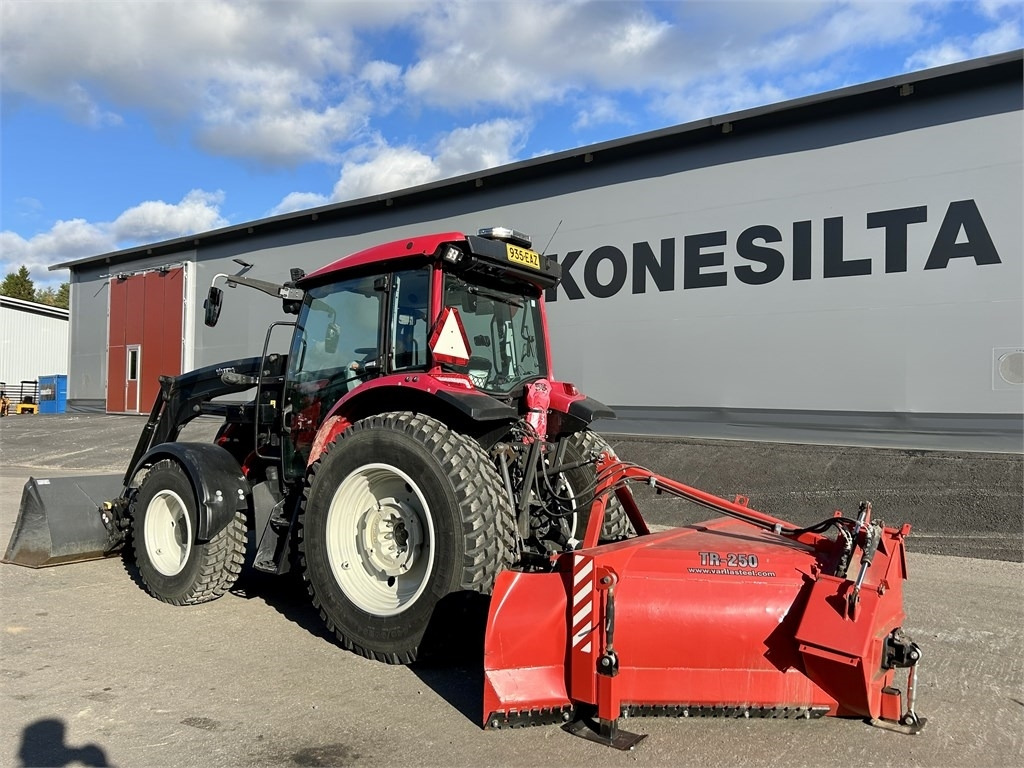 Valtra MYYTY!!SOLD!!A94 KAUHA+LUMILINKO - Τρακτέρ: φωτογραφία 3 Valtra MYYTY!!SOLD!!A94 KAUHA+LUMILINKO - Τρακτέρ: φωτογραφία 3