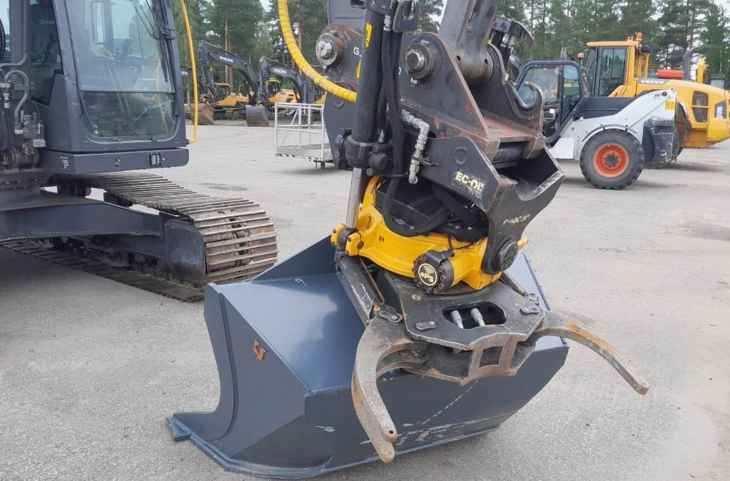 Ερπυστριοφόρος εκσκαφέας Volvo EC180DL PYÖRITTÄJÄLLÄ: φωτογραφία 13