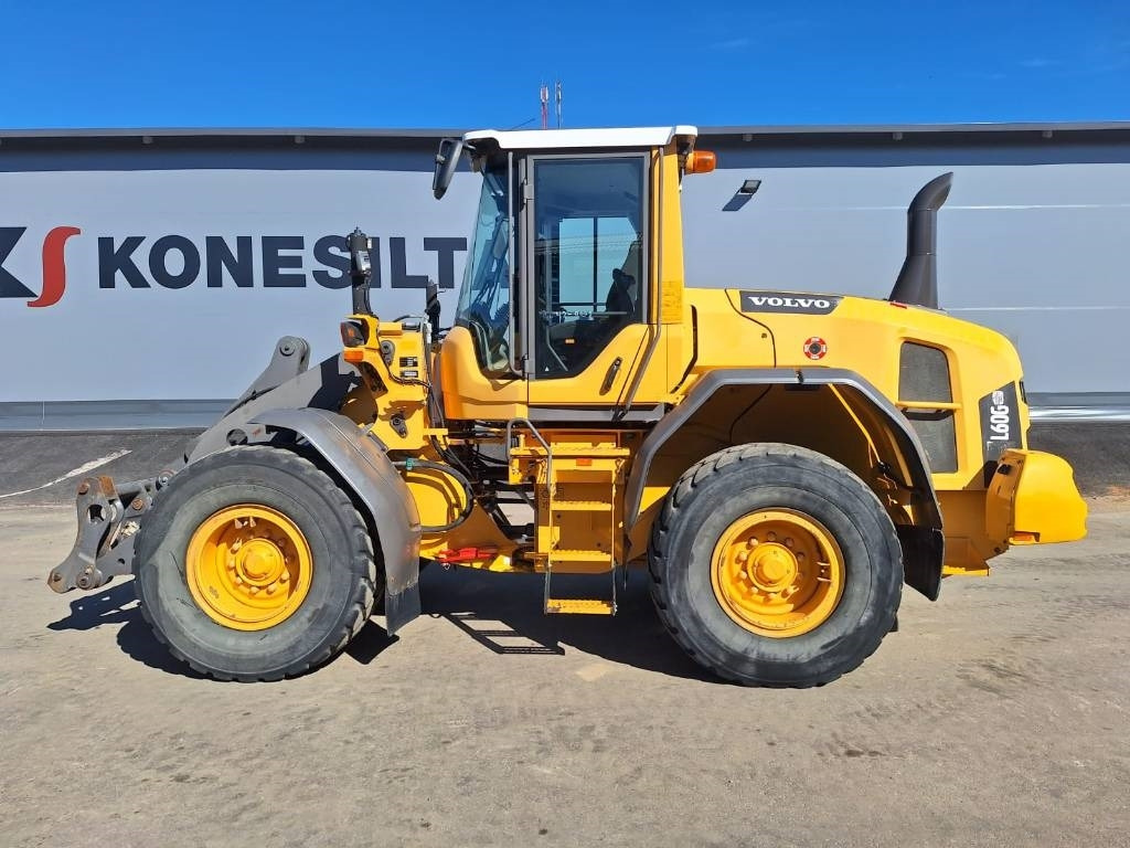 Volvo L60G VIPUOHJAUS - Ελαστιχοφόρος φορτωτής: φωτογραφία 1 Volvo L60G VIPUOHJAUS - Ελαστιχοφόρος φορτωτής: φωτογραφία 1