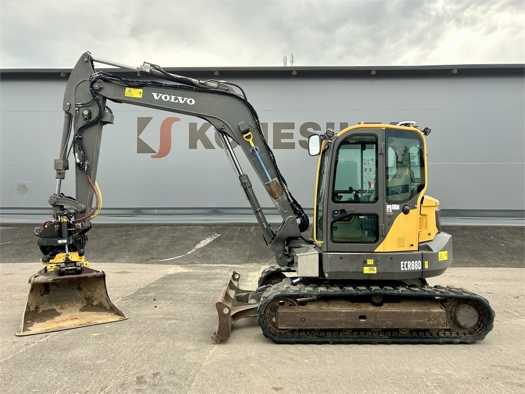 Volvo MYYTY! SOLD! ECR88D + TYÖLAITTEET - Μίνι εκσκαφέας: φωτογραφία 1 Volvo MYYTY! SOLD! ECR88D + TYÖLAITTEET - Μίνι εκσκαφέας: φωτογραφία 1