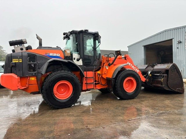 Hitachi ZW220-6. Hochkippschaufel. Wage. - Ελαστιχοφόρος φορτωτής: φωτογραφία 5 Hitachi ZW220-6. Hochkippschaufel. Wage. - Ελαστιχοφόρος φορτωτής: φωτογραφία 5
