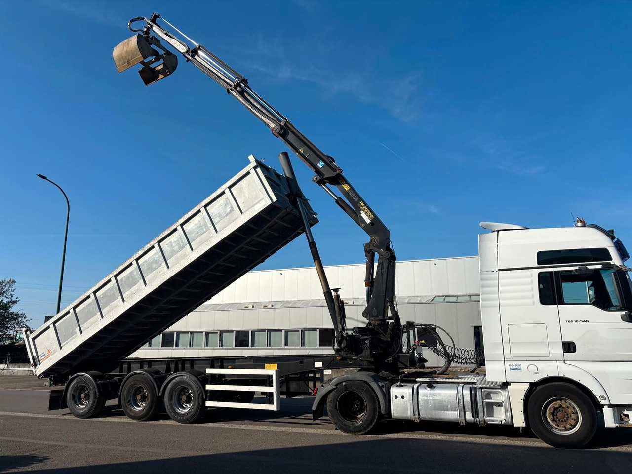 Τράκτορας MAN TGX 18.540. Kipper + Kran PK20002.: φωτογραφία 1