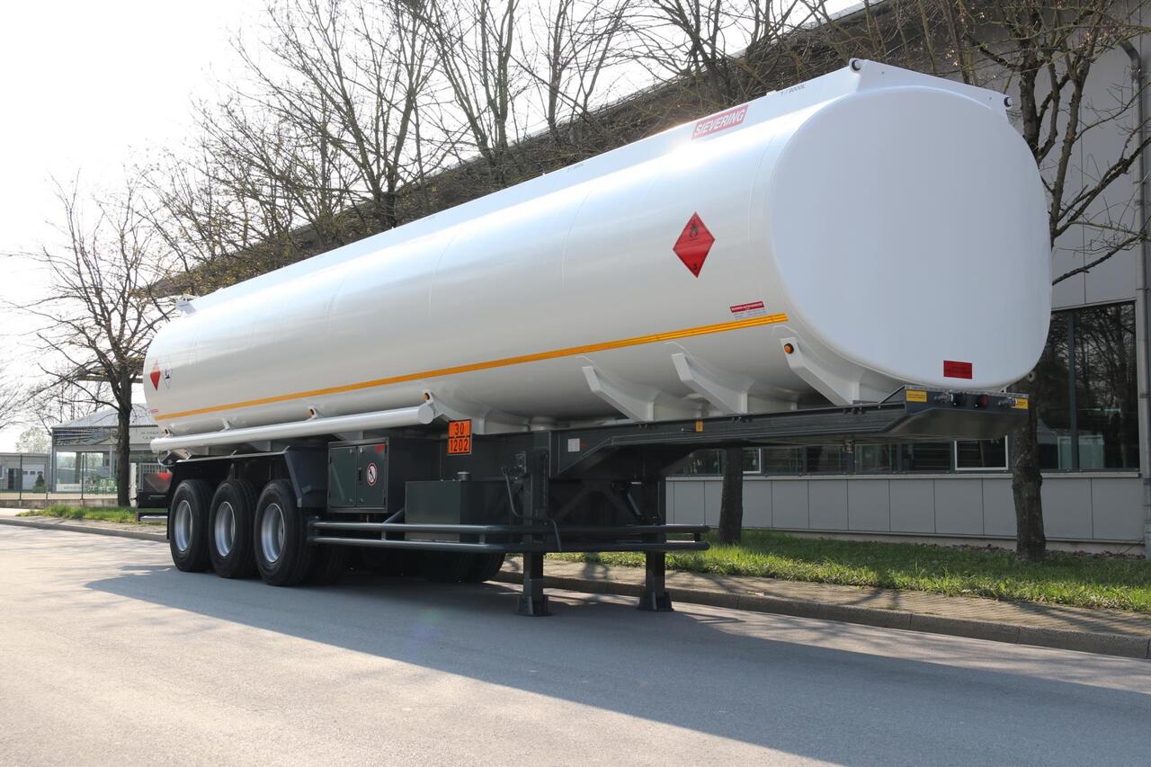 Sievering 45000 LITRES ADR SEMI REMORQUE CITERNE DE CARBURANT - Επικαθήμενο βυτίο: φωτογραφία 1 Sievering 45000 LITRES ADR SEMI REMORQUE CITERNE DE CARBURANT - Επικαθήμενο βυτίο: φωτογραφία 1