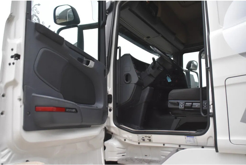 Scania R450 HL 4x2MNB - CROWN EDITION - SCR ONLY - RETARDER - FULL AIR - PTO - NAVI - 2 BEDS - XENON - - Τράκτορας: φωτογραφία 4 Scania R450 HL 4x2MNB - CROWN EDITION - SCR ONLY - RETARDER - FULL AIR - PTO - NAVI - 2 BEDS - XENON - - Τράκτορας: φωτογραφία 4