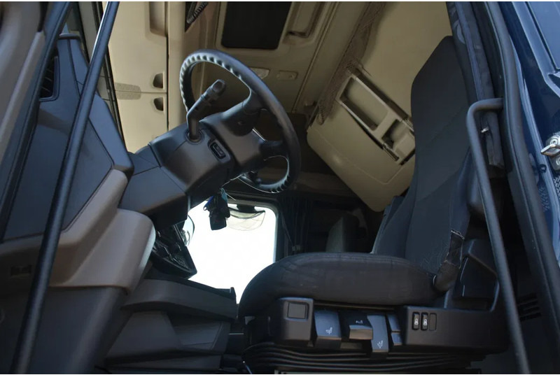 Scania S450 NGS 4x2NB - FULL AIR - 727 TKM - RETARDER - PARK. AIRCO - 2 x FUEL TANKS - TOP CONDITION - - Τράκτορας: φωτογραφία 4 Scania S450 NGS 4x2NB - FULL AIR - 727 TKM - RETARDER - PARK. AIRCO - 2 x FUEL TANKS - TOP CONDITION - - Τράκτορας: φωτογραφία 4
