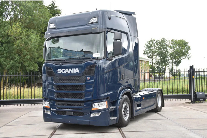 Scania S450 NGS 4x2NB - FULL AIR - RETARDER - ACC - PARK. AIRCO - 2 x FUEL TANKS - TOP CONDITION - - Τράκτορας: φωτογραφία 2 Scania S450 NGS 4x2NB - FULL AIR - RETARDER - ACC - PARK. AIRCO - 2 x FUEL TANKS - TOP CONDITION - - Τράκτορας: φωτογραφία 2