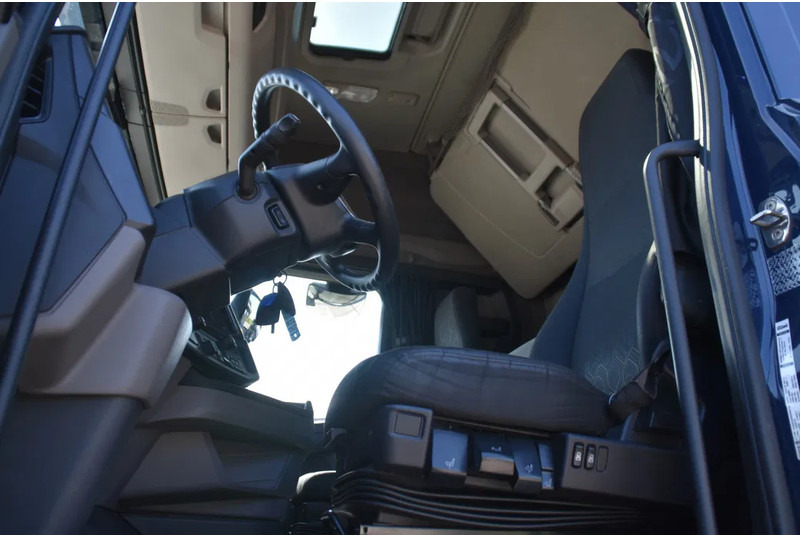 Scania S450 NGS 4x2NB - FULL AIR - RETARDER - ACC - PARK. AIRCO - 2 x FUEL TANKS - TOP CONDITION - - Τράκτορας: φωτογραφία 4 Scania S450 NGS 4x2NB - FULL AIR - RETARDER - ACC - PARK. AIRCO - 2 x FUEL TANKS - TOP CONDITION - - Τράκτορας: φωτογραφία 4