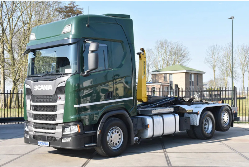 Scania S500 NGS 6x2*4 - HOOKLIFT SYSTEM - RETARDER - 298 TKM - PARK. AIRCO - WHEELBASE: 475 CM - PTO - GOOD CONDITION - - Φορτηγό φόρτωσης γάντζου: φωτογραφία 2 Scania S500 NGS 6x2*4 - HOOKLIFT SYSTEM - RETARDER - 298 TKM - PARK. AIRCO - WHEELBASE: 475 CM - PTO - GOOD CONDITION - - Φορτηγό φόρτωσης γάντζου: φωτογραφία 2