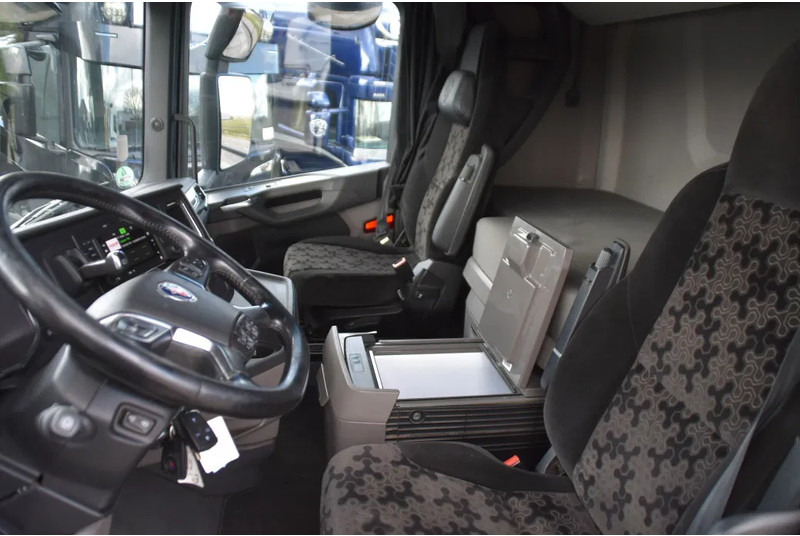 Scania S500 NGS 6x2*4 - HOOKLIFT SYSTEM - RETARDER - PARK. AIRCO - WHEELBASE: 475 CM - PTO - GOOD CONDITION - - Φορτηγό φόρτωσης γάντζου: φωτογραφία 5 Scania S500 NGS 6x2*4 - HOOKLIFT SYSTEM - RETARDER - PARK. AIRCO - WHEELBASE: 475 CM - PTO - GOOD CONDITION - - Φορτηγό φόρτωσης γάντζου: φωτογραφία 5