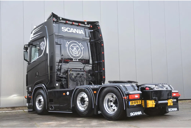 Scania S650 V8 NGS 6x2/4NB - 50 YEARS - FULL AIR - RETARDER - 453 TKM - FULL OPTIONS - EXHAUST PIPE - TOP CONDITION - - Τράκτορας: φωτογραφία 3 Scania S650 V8 NGS 6x2/4NB - 50 YEARS - FULL AIR - RETARDER - 453 TKM - FULL OPTIONS - EXHAUST PIPE - TOP CONDITION - - Τράκτορας: φωτογραφία 3
