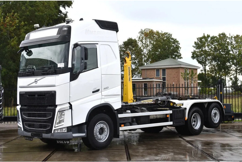 Volvo FH 460 Globe 6x2*4 - HOOKLIFT - 740 TKM - PARK. AIRCO - WHEELBASE: 480 CM - TOP CONDITION - - Φορτηγό φόρτωσης γάντζου: φωτογραφία 2 Volvo FH 460 Globe 6x2*4 - HOOKLIFT - 740 TKM - PARK. AIRCO - WHEELBASE: 480 CM - TOP CONDITION - - Φορτηγό φόρτωσης γάντζου: φωτογραφία 2