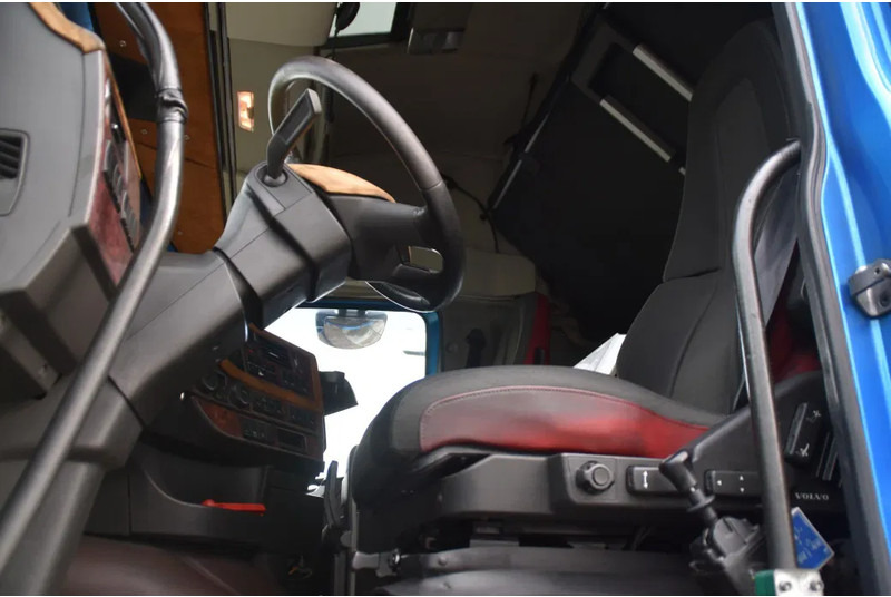 Volvo FH 540 Globe 6x2/4 - 633 TKM - HYDRAULICS - PTO - 2 BEDS - XENON - GOOD CONDITION - - Τράκτορας: φωτογραφία 4 Volvo FH 540 Globe 6x2/4 - 633 TKM - HYDRAULICS - PTO - 2 BEDS - XENON - GOOD CONDITION - - Τράκτορας: φωτογραφία 4