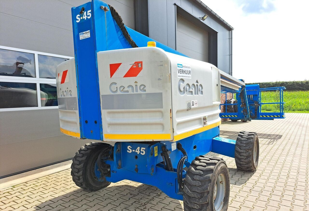 Genie S45 - Τηλεσκοπικό ανυψωτικό: φωτογραφία 3 Genie S45 - Τηλεσκοπικό ανυψωτικό: φωτογραφία 3