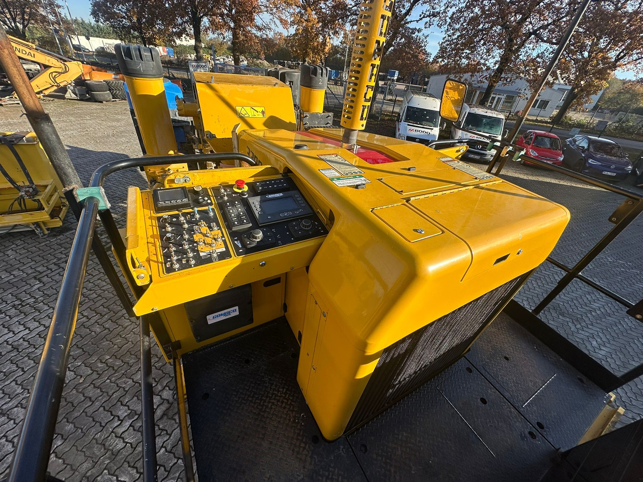 GOMACO 3300 - Κρασπεδομηχανή: φωτογραφία 5 GOMACO 3300 - Κρασπεδομηχανή: φωτογραφία 5