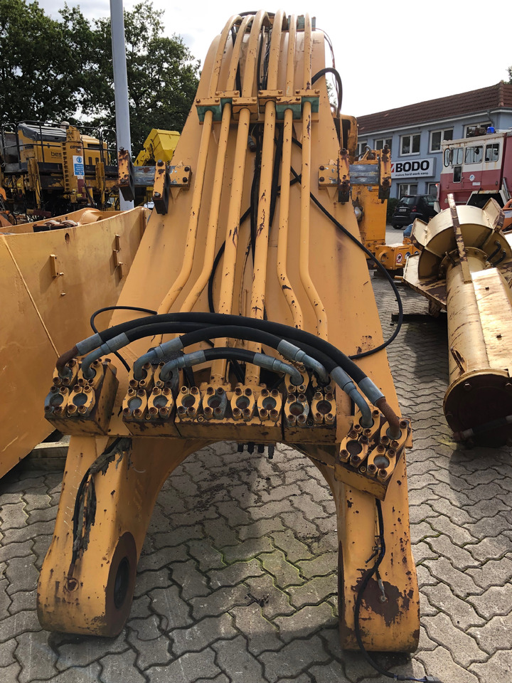LIEBHERR Boom and sticks for 974 - Μπούμα για Εκσκαφέας: φωτογραφία 4 LIEBHERR Boom and sticks for 974 - Μπούμα για Εκσκαφέας: φωτογραφία 4