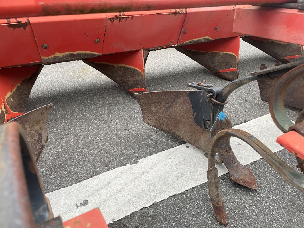 Gruse Gruse HD3000 - Μηχανή συγκομιδής: φωτογραφία 2 Gruse Gruse HD3000 - Μηχανή συγκομιδής: φωτογραφία 2