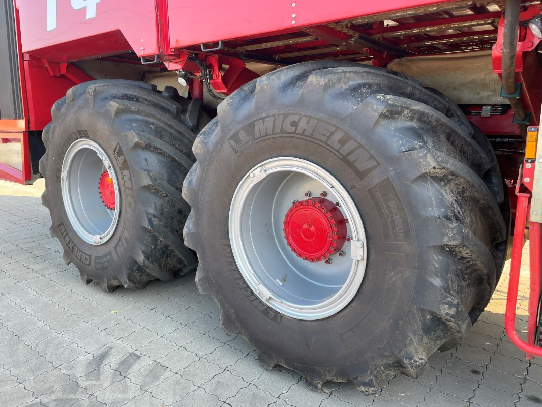 Holmer T4-40 - Μηχανή οργώματος: φωτογραφία 4 Holmer T4-40 - Μηχανή οργώματος: φωτογραφία 4