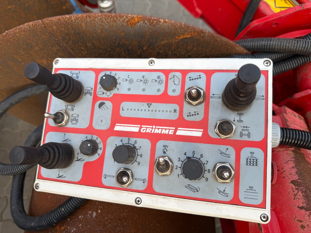 Grimme CS 170 RotaPower - Πατατοεξαγωγέας: φωτογραφία 3 Grimme CS 170 RotaPower - Πατατοεξαγωγέας: φωτογραφία 3