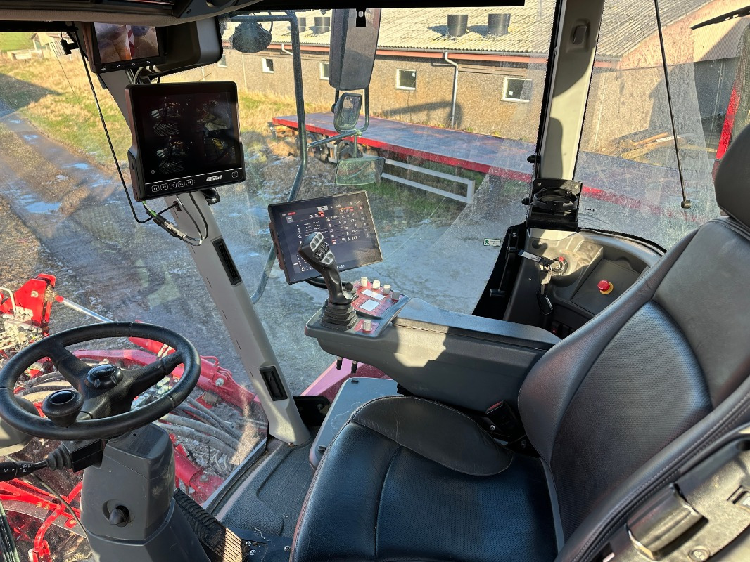 Grimme REXOR 6300 lll - Μηχανή οργώματος: φωτογραφία 4 Grimme REXOR 6300 lll - Μηχανή οργώματος: φωτογραφία 4
