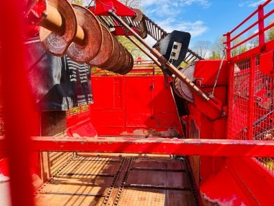 Holmer T4-30 - Μηχανή συγκομιδής: φωτογραφία 2 Holmer T4-30 - Μηχανή συγκομιδής: φωτογραφία 2