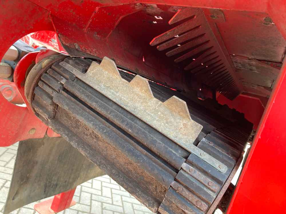 Grimme Grimme HT 210 2 Row Front Mounted Self-Propelled Topper - Μηχανή συγκομιδής: φωτογραφία 5 Grimme Grimme HT 210 2 Row Front Mounted Self-Propelled Topper - Μηχανή συγκομιδής: φωτογραφία 5