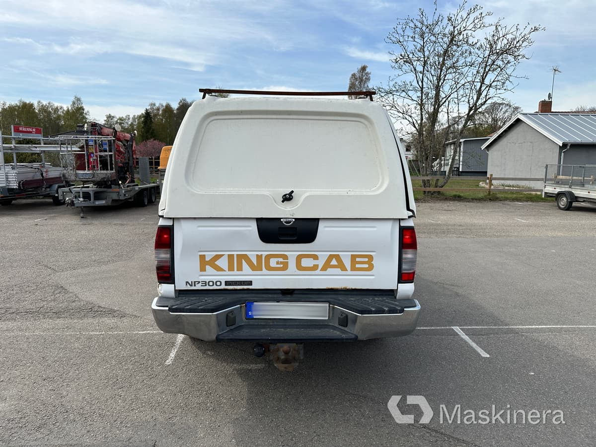 Arbetsbil Nissan NP300 King Cab 2.5 - Βαν: φωτογραφία 4 Arbetsbil Nissan NP300 King Cab 2.5 - Βαν: φωτογραφία 4