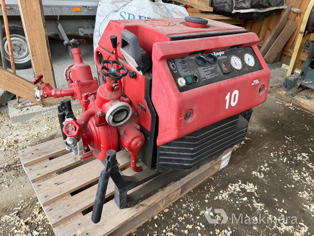 Bärbar brandpump Ziegler TS 16/8 - Βιομηχανικός εξοπλισμός: φωτογραφία 1 Bärbar brandpump Ziegler TS 16/8 - Βιομηχανικός εξοπλισμός: φωτογραφία 1
