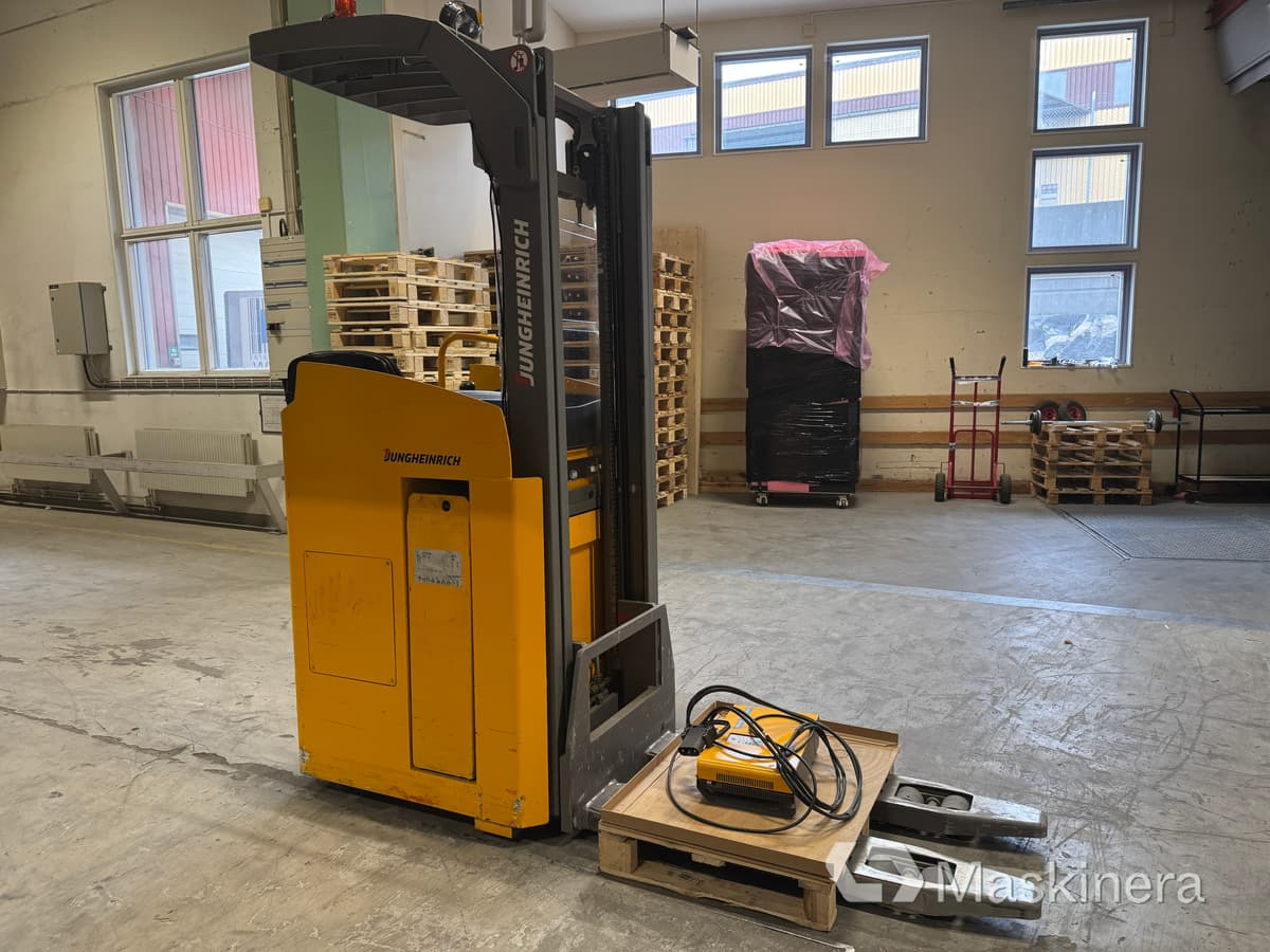Eltruck Jungheinrich ESC214 - Μηχάνημα στοίβαξης: φωτογραφία 3 Eltruck Jungheinrich ESC214 - Μηχάνημα στοίβαξης: φωτογραφία 3