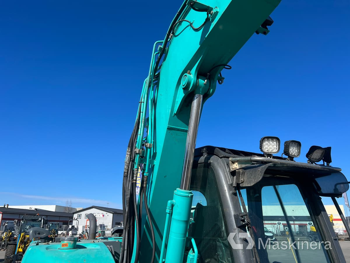 Ερπυστριοφόρος εκσκαφέας Grävmaskin Kobelco SK75SR-3E: φωτογραφία 31