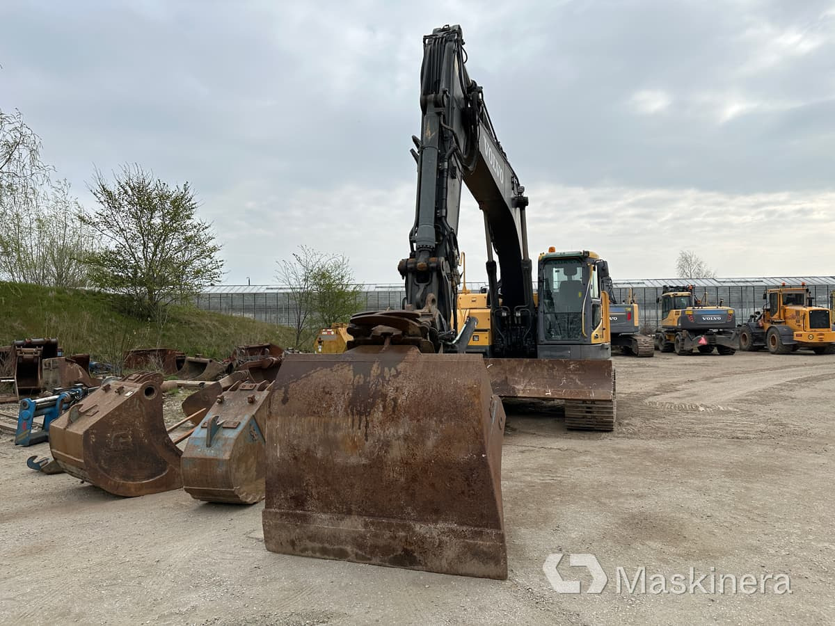 Grävmaskin Volvo ECR235CL - Ερπυστριοφόρος εκσκαφέας: φωτογραφία 2 Grävmaskin Volvo ECR235CL - Ερπυστριοφόρος εκσκαφέας: φωτογραφία 2