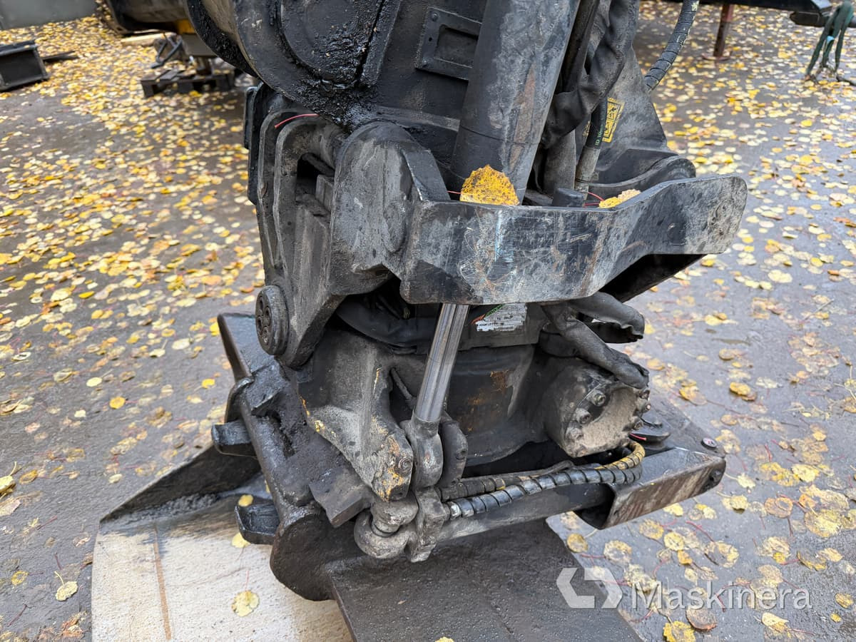 Ερπυστριοφόρος εκσκαφέας Grävmaskin Volvo ECR88D med tillbehör: φωτογραφία 15