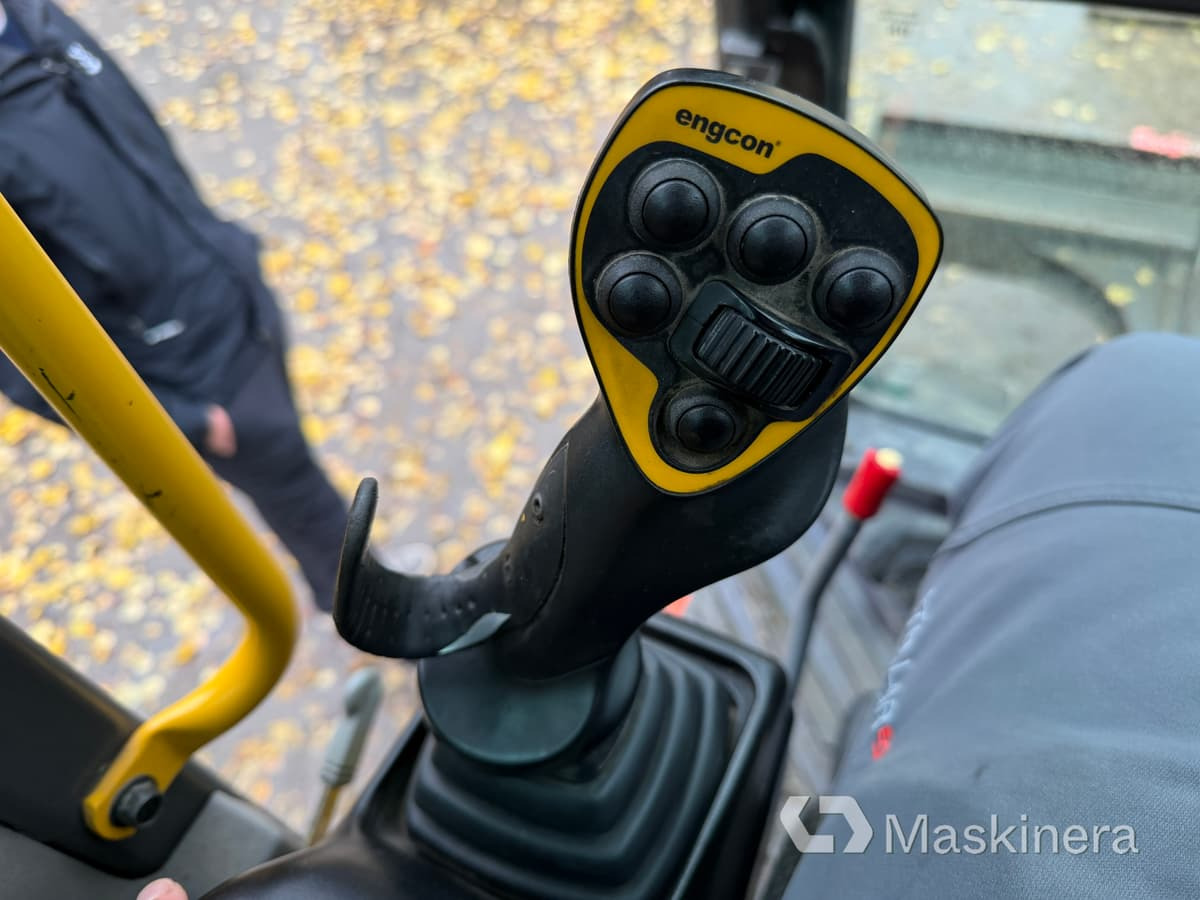 Ερπυστριοφόρος εκσκαφέας Grävmaskin Volvo ECR88D med tillbehör: φωτογραφία 35