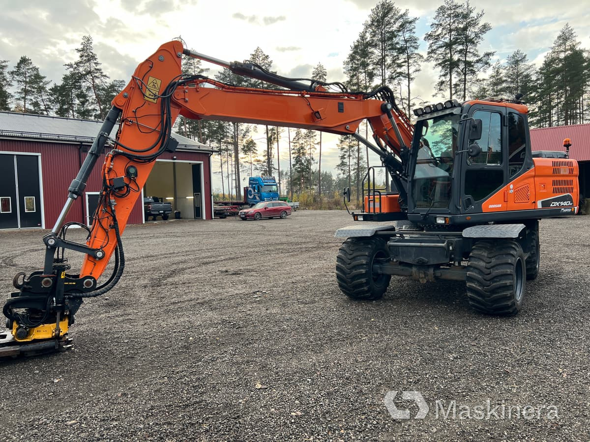 Hjulgrävare Doosan DX140-5 - Ερπυστριοφόρος εκσκαφέας: φωτογραφία 1 Hjulgrävare Doosan DX140-5 - Ερπυστριοφόρος εκσκαφέας: φωτογραφία 1