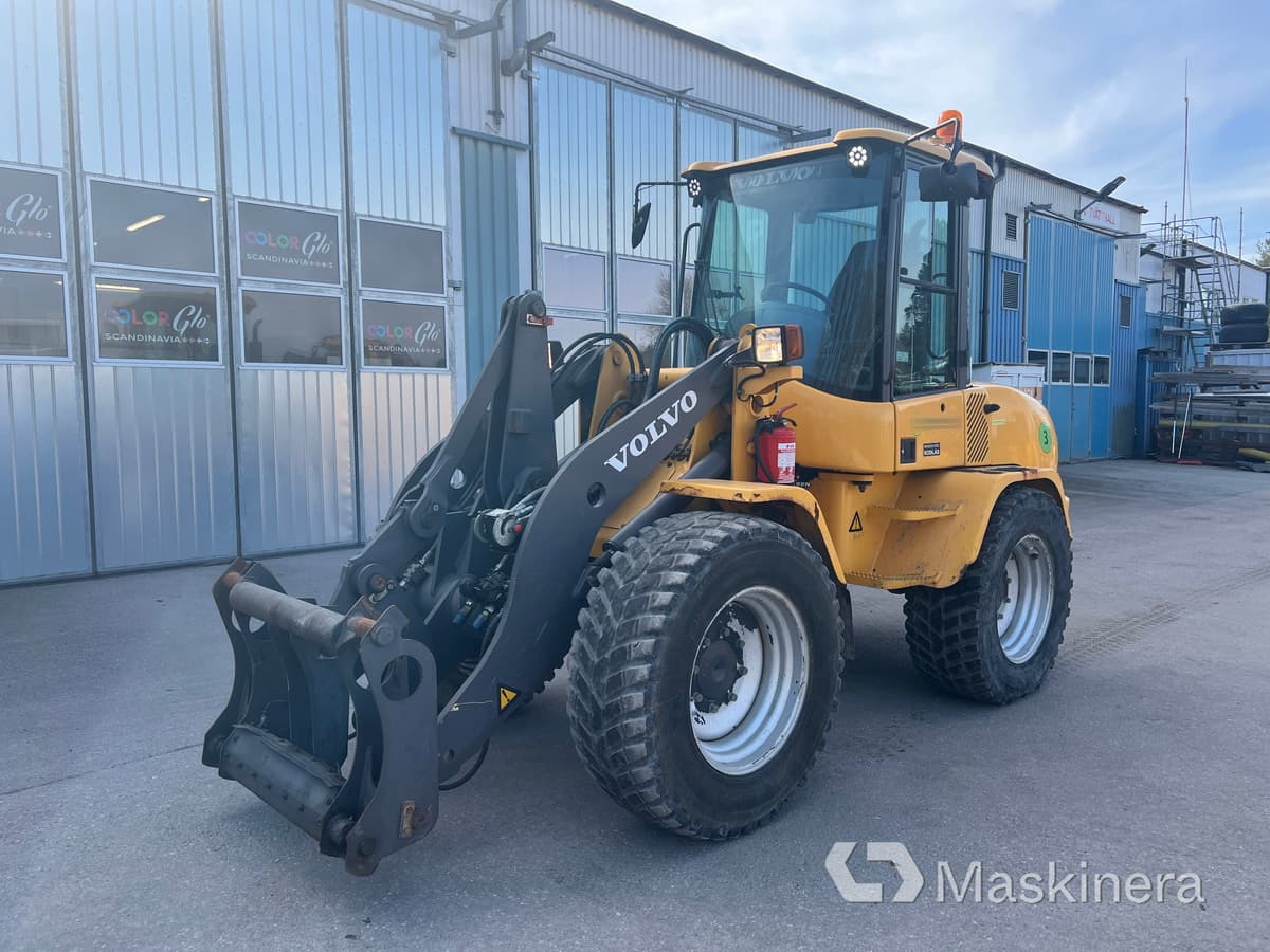 Hjullastare Volvo L35B - Ελαστιχοφόρος φορτωτής: φωτογραφία 1 Hjullastare Volvo L35B - Ελαστιχοφόρος φορτωτής: φωτογραφία 1