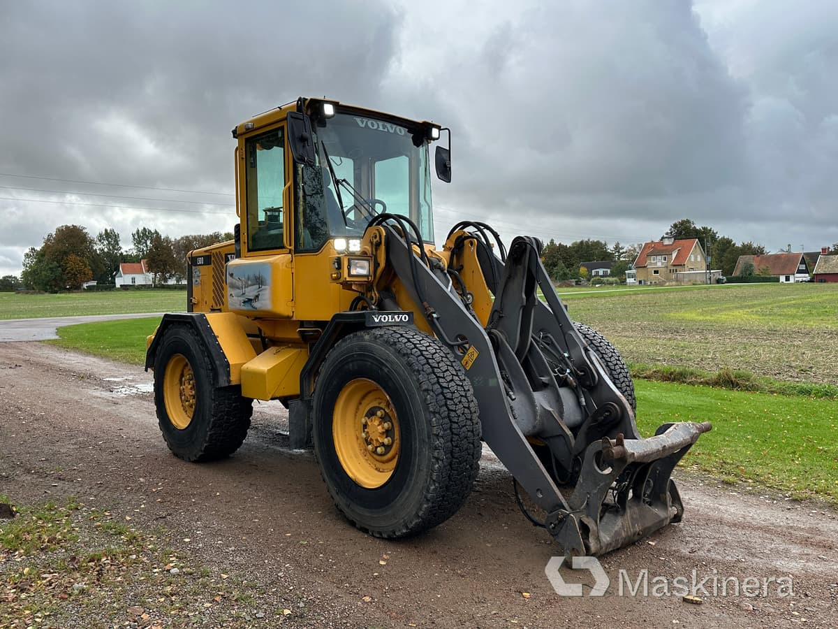 Hjullastare Volvo L50D - Ελαστιχοφόρος φορτωτής: φωτογραφία 1 Hjullastare Volvo L50D - Ελαστιχοφόρος φορτωτής: φωτογραφία 1