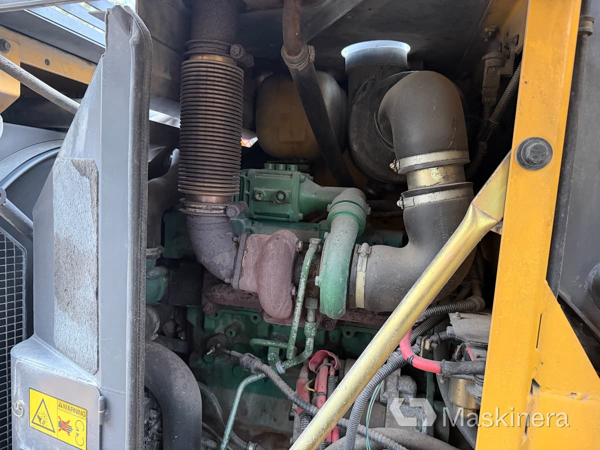 Ελαστιχοφόρος φορτωτής Hjullastare Volvo L50E med tillbehör: φωτογραφία 31