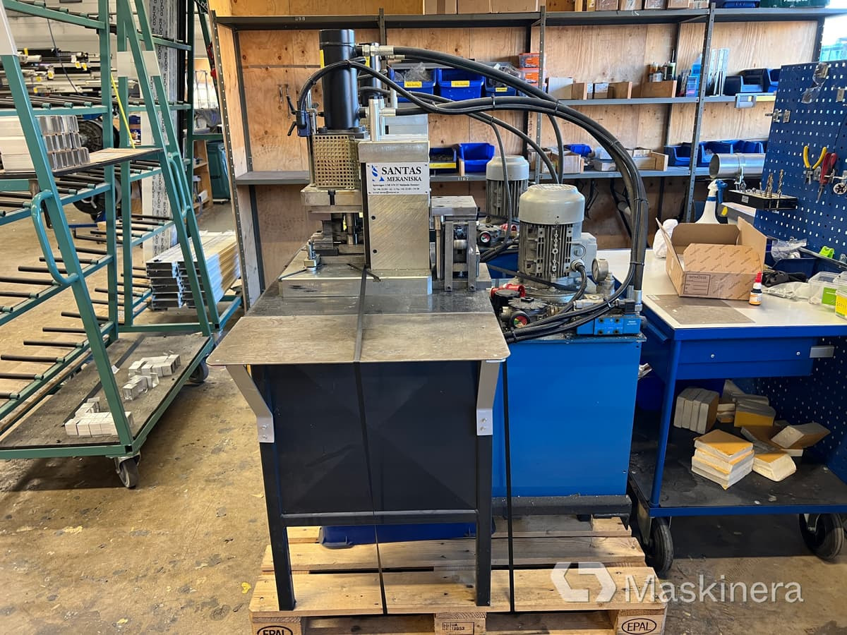 Hydraulisk press Santas Mekaniska DS88 - Μηχανήμα επεξεργασίας μετάλλου: φωτογραφία 3 Hydraulisk press Santas Mekaniska DS88 - Μηχανήμα επεξεργασίας μετάλλου: φωτογραφία 3