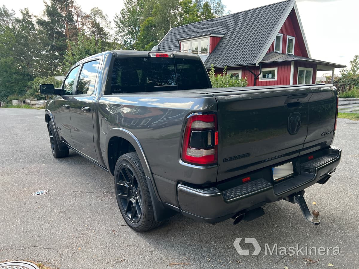 Pickup Dodge Ram 1500 - Βαν: φωτογραφία 5 Pickup Dodge Ram 1500 - Βαν: φωτογραφία 5