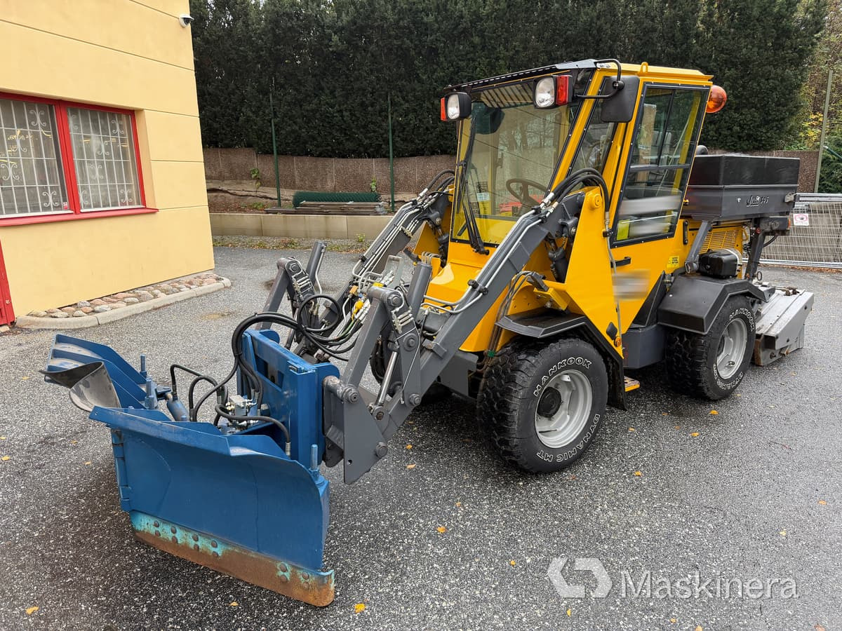 Redskapsbärare Wille 345 med snöutrustning - Εκχιονιστικό μηχάνημα: φωτογραφία 1 Redskapsbärare Wille 345 med snöutrustning - Εκχιονιστικό μηχάνημα: φωτογραφία 1