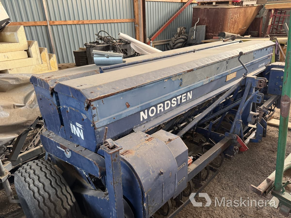 Såmaskin Nordsten Combi-matic (reparationsobjekt) - Σπαρτική μηχανή: φωτογραφία 3 Såmaskin Nordsten Combi-matic (reparationsobjekt) - Σπαρτική μηχανή: φωτογραφία 3