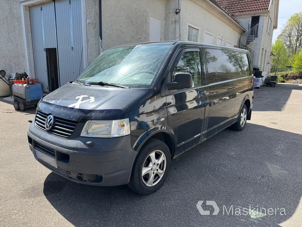 Skåpbil Volkswagen Transporter 2.5 TDI - Μικρό βαν: φωτογραφία 1 Skåpbil Volkswagen Transporter 2.5 TDI - Μικρό βαν: φωτογραφία 1