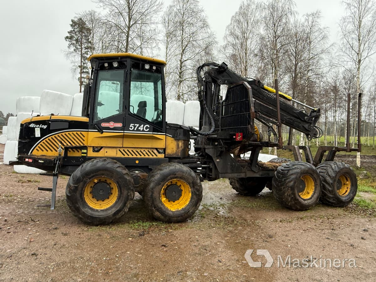 Skotare EcoLog 574C - Λαστιχοφόρα προωθητικo - forwarder: φωτογραφία 2 Skotare EcoLog 574C - Λαστιχοφόρα προωθητικo - forwarder: φωτογραφία 2