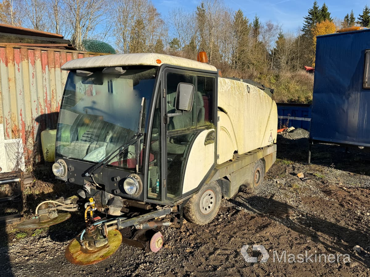 Sopmaskin Johnston Compact 142A 101T (Rep. objekt) - Σάρωθρο δρόμων: φωτογραφία 1 Sopmaskin Johnston Compact 142A 101T (Rep. objekt) - Σάρωθρο δρόμων: φωτογραφία 1