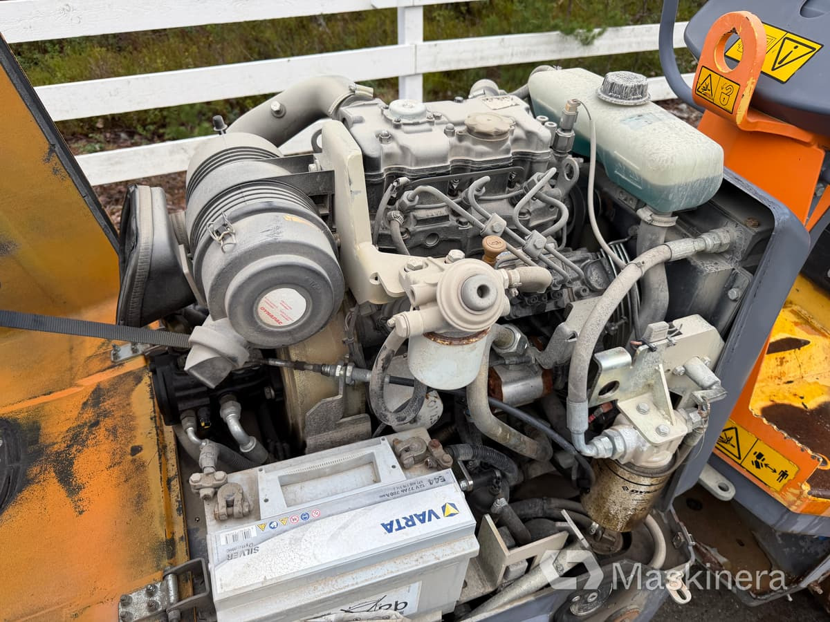 Ασφαλτικός οδοστρωτήρας Vält Dynapac CC1000: φωτογραφία 28