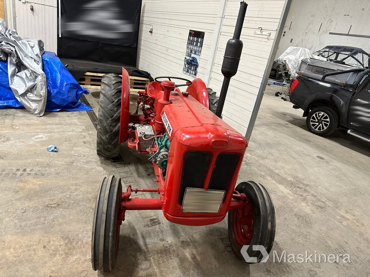 Veterantraktor Volvo BM 320 - Τρακτέρ: φωτογραφία 2 Veterantraktor Volvo BM 320 - Τρακτέρ: φωτογραφία 2